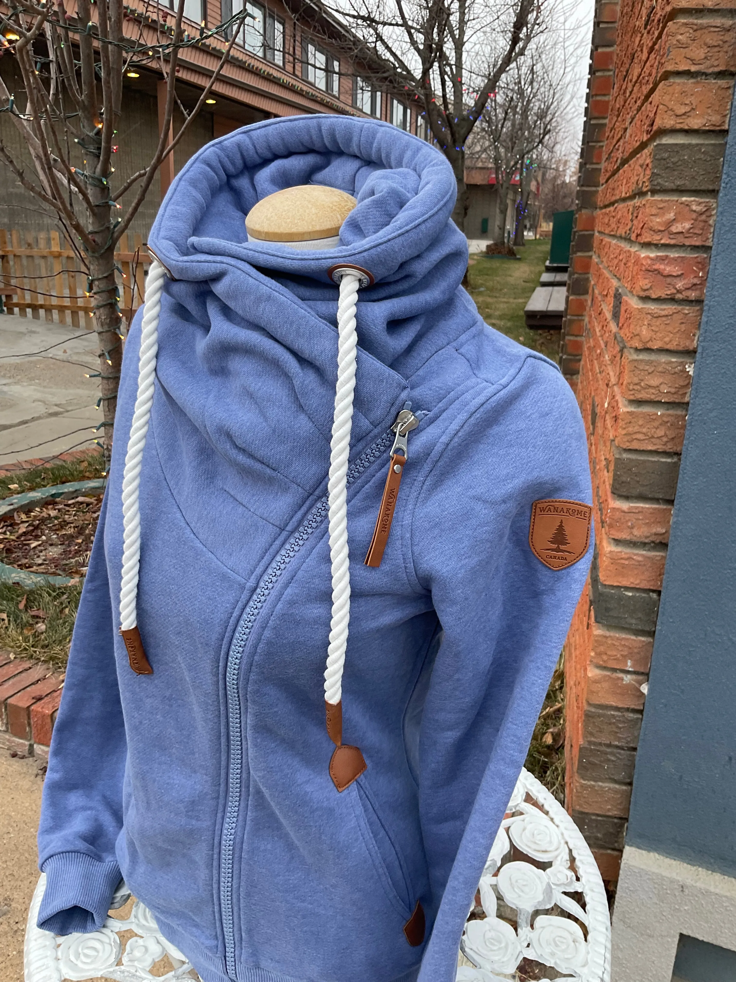 Hestia Min Blue Side Zip Hoodie