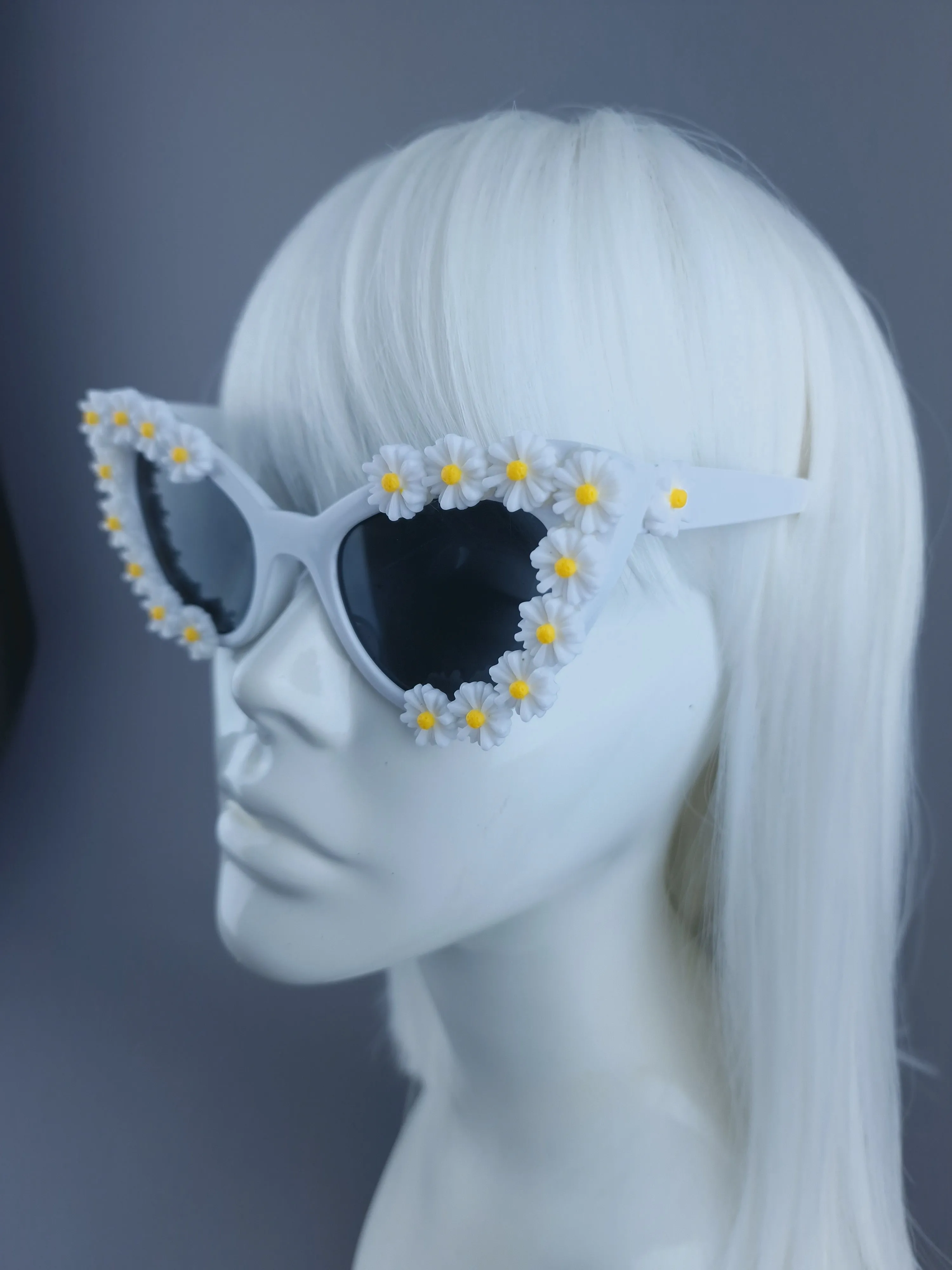 SAMPLE! Daisy Cateye Sunglasses